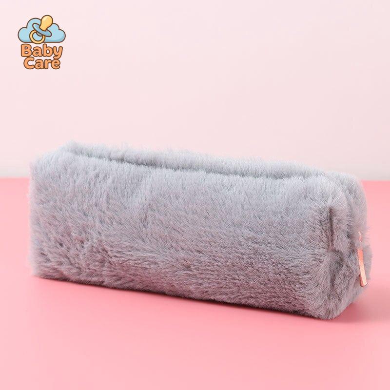 Trousse kawaii colorée en peluche