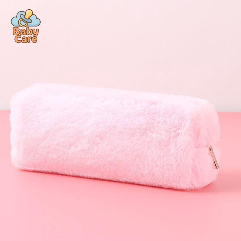 Trousse kawaii colorée en peluche