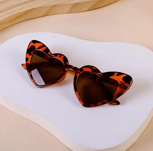 Lunettes de soleil bébé vintage en forme de cœur