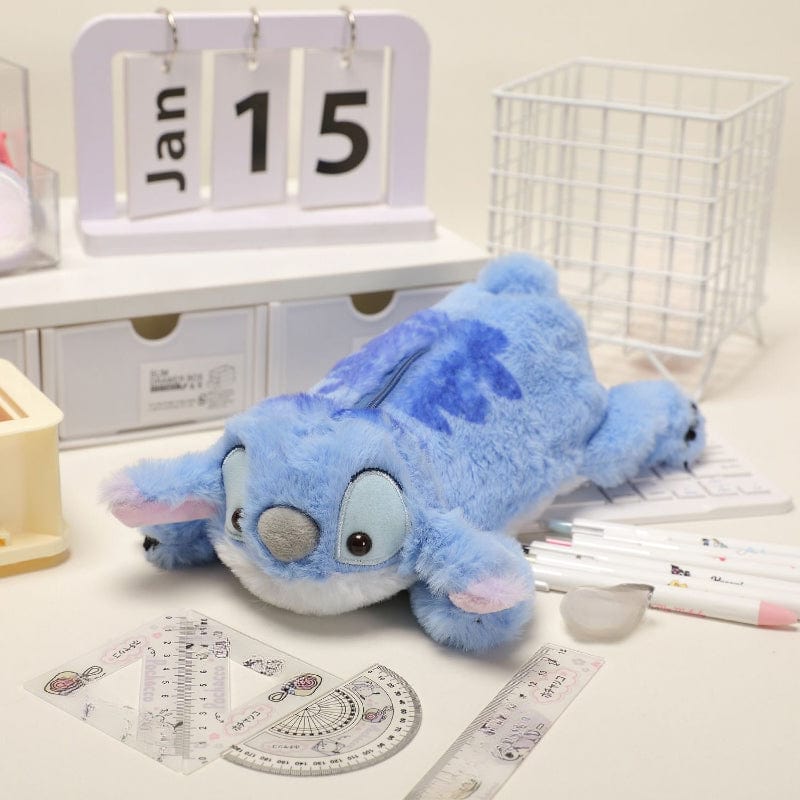 Trousse Stitch couché en peluche