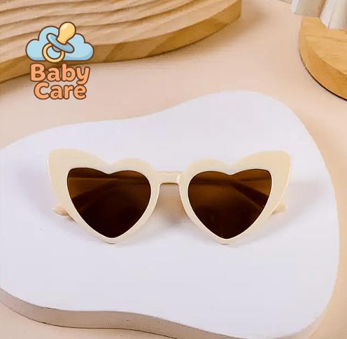 Lunettes de soleil bébé vintage en forme de cœur