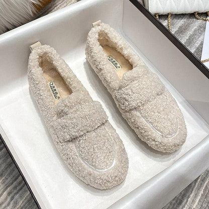 Chaussons en Peluche : Confort Luxe et Douceur